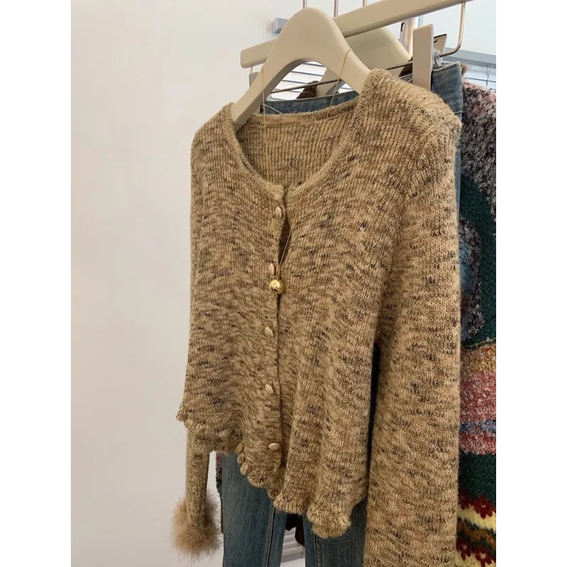 Knitted Cardigan Sweater Jacket Women's Autumn Winter Style Interior Design Bottoming Top
Knitted Cardigan Sweater Jacket Women's Autumn Winter Style Interior Design Bottoming Top