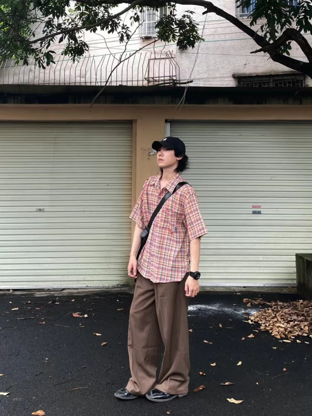 American Retro Contrast Color Cheered ort Sve Loose Thin irt Men Women Casual Design Summer Outerwear Coat
American Retro Contrast Color Cheered ort Sve Loose Thin irt Men Women Casual Design Summer Outerwear Coat