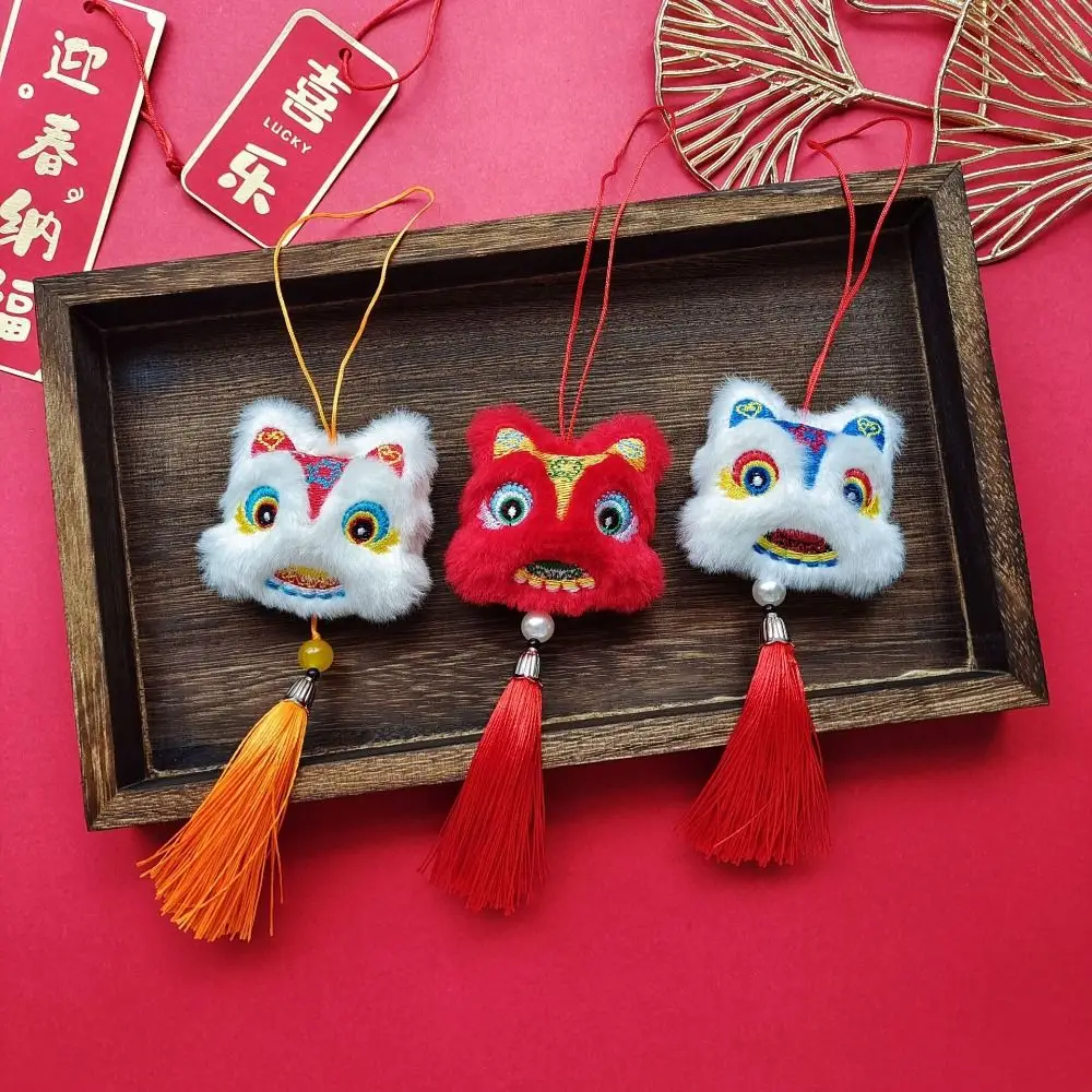 Chinese Style Lion Dance Tassels Pendant Lucky Cartoon 2025 New Year Zodiac Traditional with Tassel Snake Mascot Plushies
Chinese Style Lion Dance Tassels Pendant Lucky Cartoon 2025 New Year Zodiac Traditional with Tassel Snake Mascot Plushies
