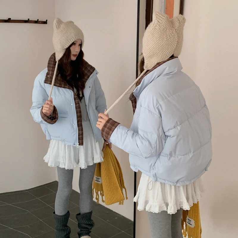 Y2K клетчатое лоскутное короткое пальто женское зимнее теплое стеганое хлопковое пальто с воротником-стойкой корейские парки контрастного цвета верхняя одежда 
Y2K клетчатое лоскутное короткое пальто женское зимнее теплое стеганое хлопковое пальто с воротником-стойкой корейские парки контрастного цвета верхняя одежда