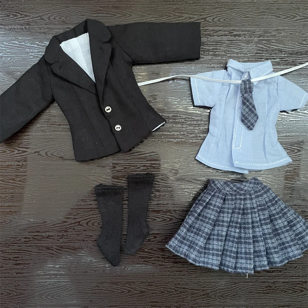 Одежда для кукол BJD, подходящая для размеров ob22, ob24, p20, azone, комплект униформы, набор аксессуаров для кукол (5 предметов)
Одежда для кукол BJD, подходящая для размеров ob22, ob24, p20, azone, комплект униформы, набор аксессуаров для кукол (5 предметов)