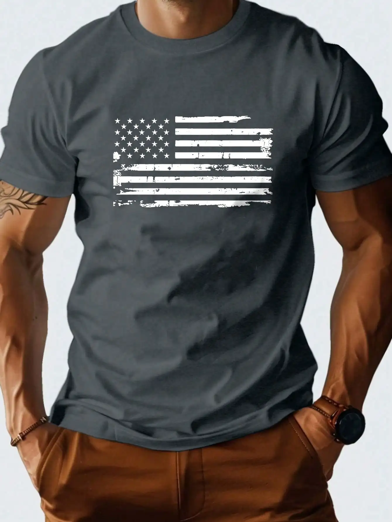 Men's Casual Short Sleeve T-Shirt with Distressed Flag Graphic Print
Men's Casual Short Sleeve T-Shirt with Distressed Flag Graphic Print
