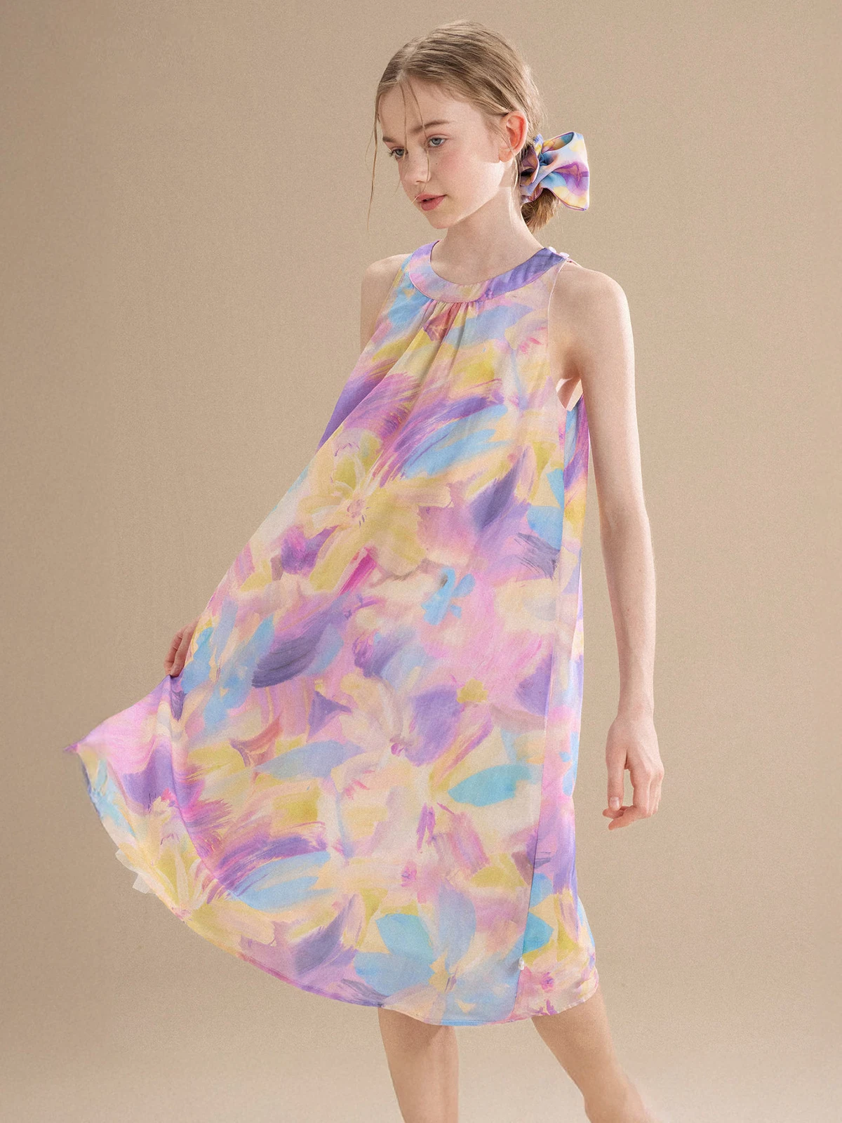 Girls Floral Halter Sleeveless Dress 73% Cotton 27% Silk Casual Summer Outfit Loose Fit Beach Vacation Sundress for Toddler Kids
Girls Floral Halter Sleeveless Dress 73% Cotton 27% Silk Casual Summer Outfit Loose Fit Beach Vacation Sundress for Toddler Kids