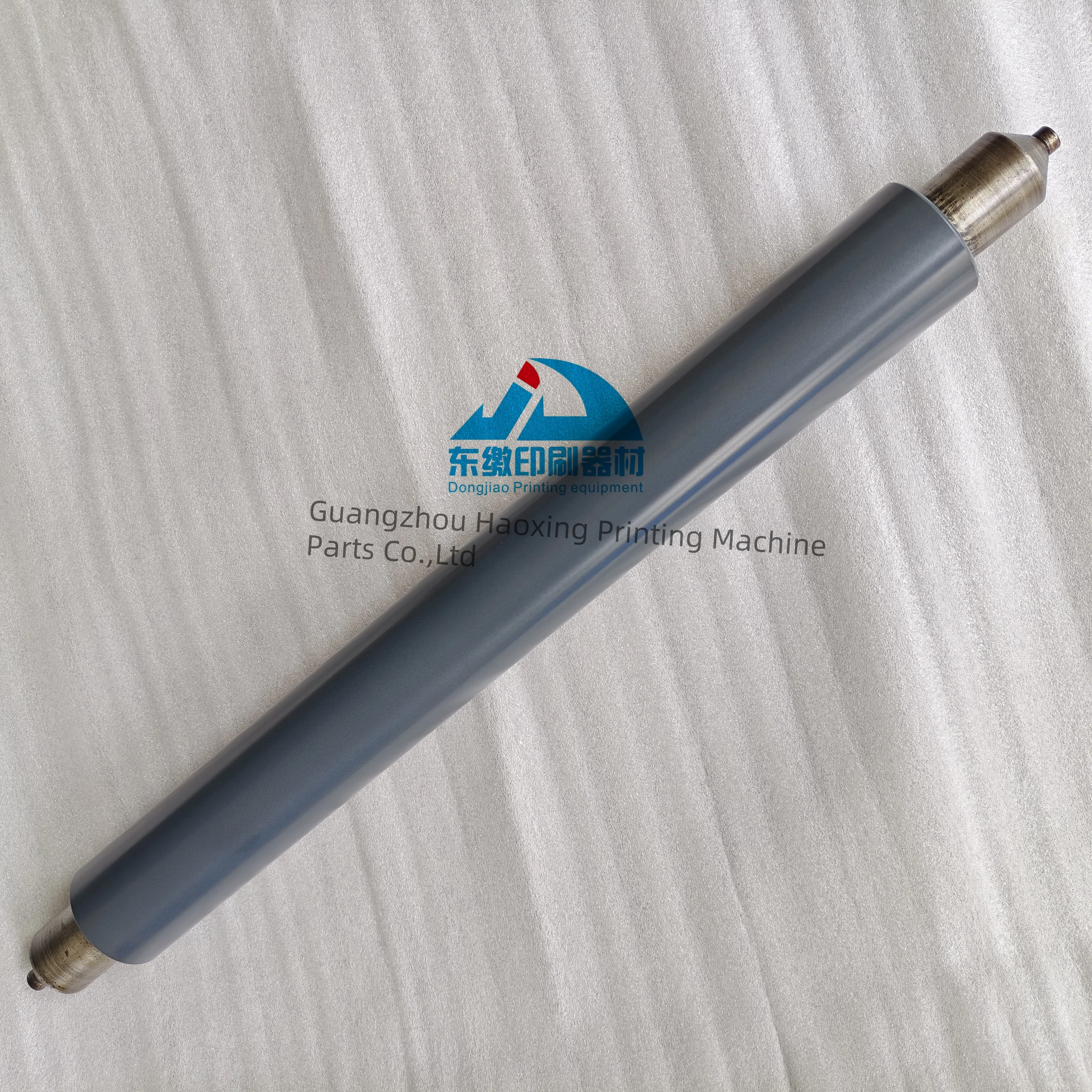 G2.009.411S Ролик для переноса чернил 62x525 мм для запасных частей оборудования для офсетной печати Heidelberg Ролики для переноса чернил
G2.009.411S Ролик для переноса чернил 62x525 мм для запасных частей оборудования для офсетной печати Heidelberg Ролики для переноса чернил