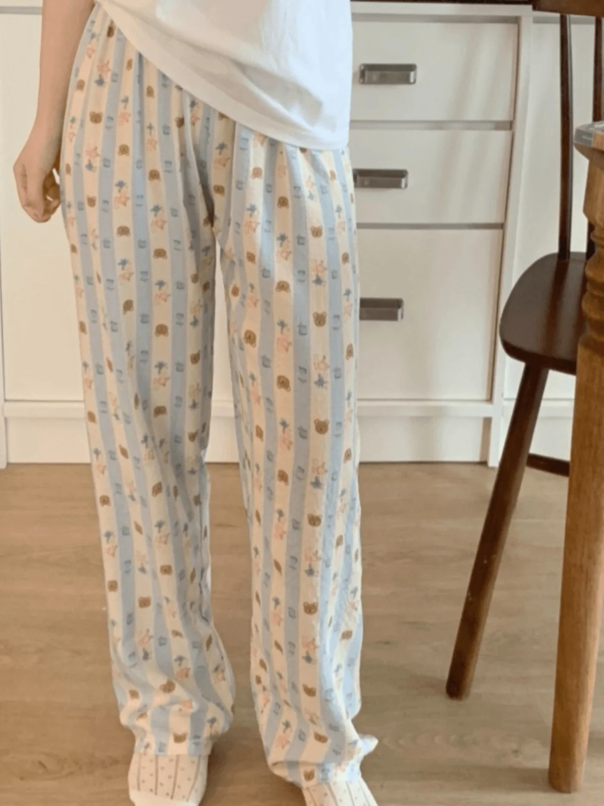 Summer Sp Pants Women's New Sle Striped Bear Long Walking Pants Mosquito Proof Cartoon Home Pants High Waist Cotton Youth
Summer Sp Pants Women's New Sle Striped Bear Long Walking Pants Mosquito Proof Cartoon Home Pants High Waist Cotton Youth