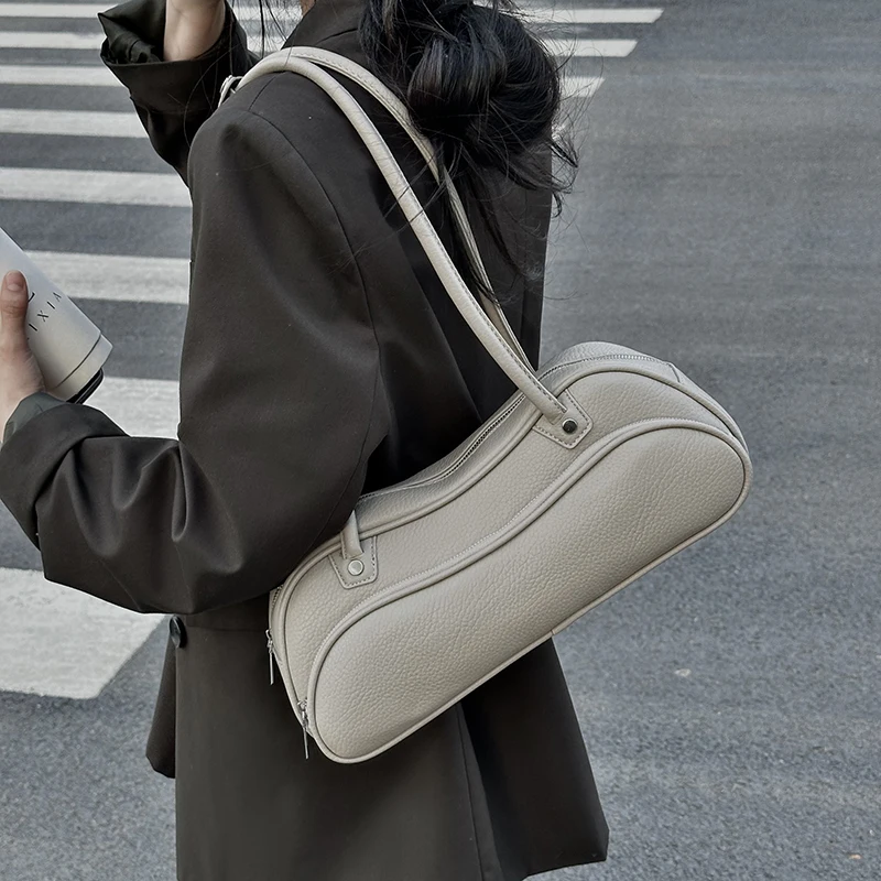 New Design Women's Baguette Bag High Quality PU Material Shoulder Bags French Style Underarm Bag Shopping Commuting Handbags
New Design Women's Baguette Bag High Quality PU Material Shoulder Bags French Style Underarm Bag Shopping Commuting Handbags