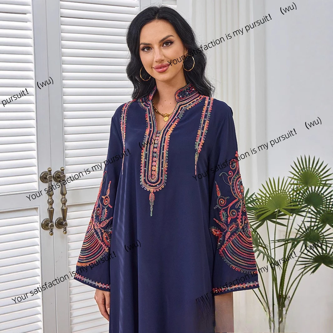 Элегантное платье с длинными рукавами и вышивкой Robe Dubai Travel Party
Элегантное платье с длинными рукавами и вышивкой Robe Dubai Travel Party