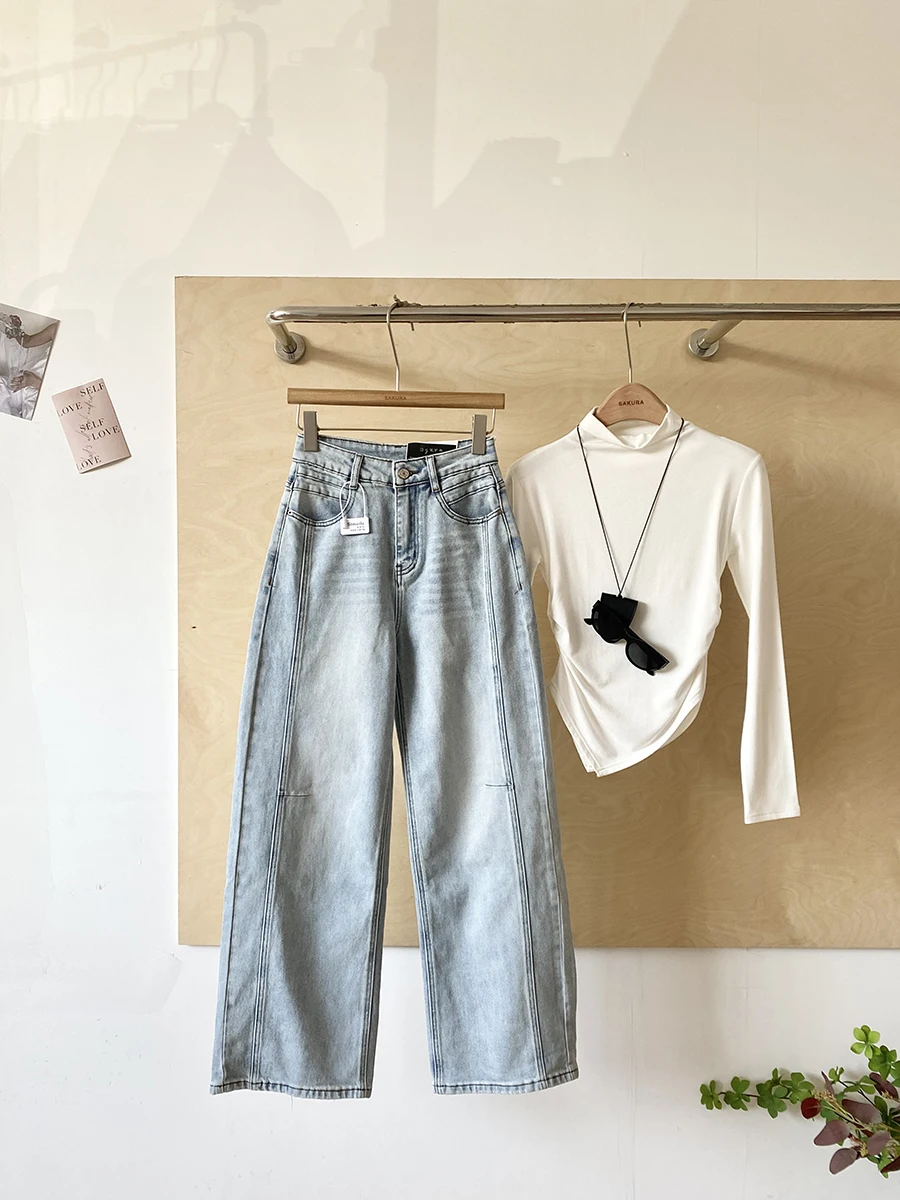 Spring 2026 High Waist Loose Wide Leg Denim Pants Women's Commute Vintage Style Fashionable Slimming Bend Knife Pants
Spring 2026 High Waist Loose Wide Leg Denim Pants Women's Commute Vintage Style Fashionable Slimming Bend Knife Pants