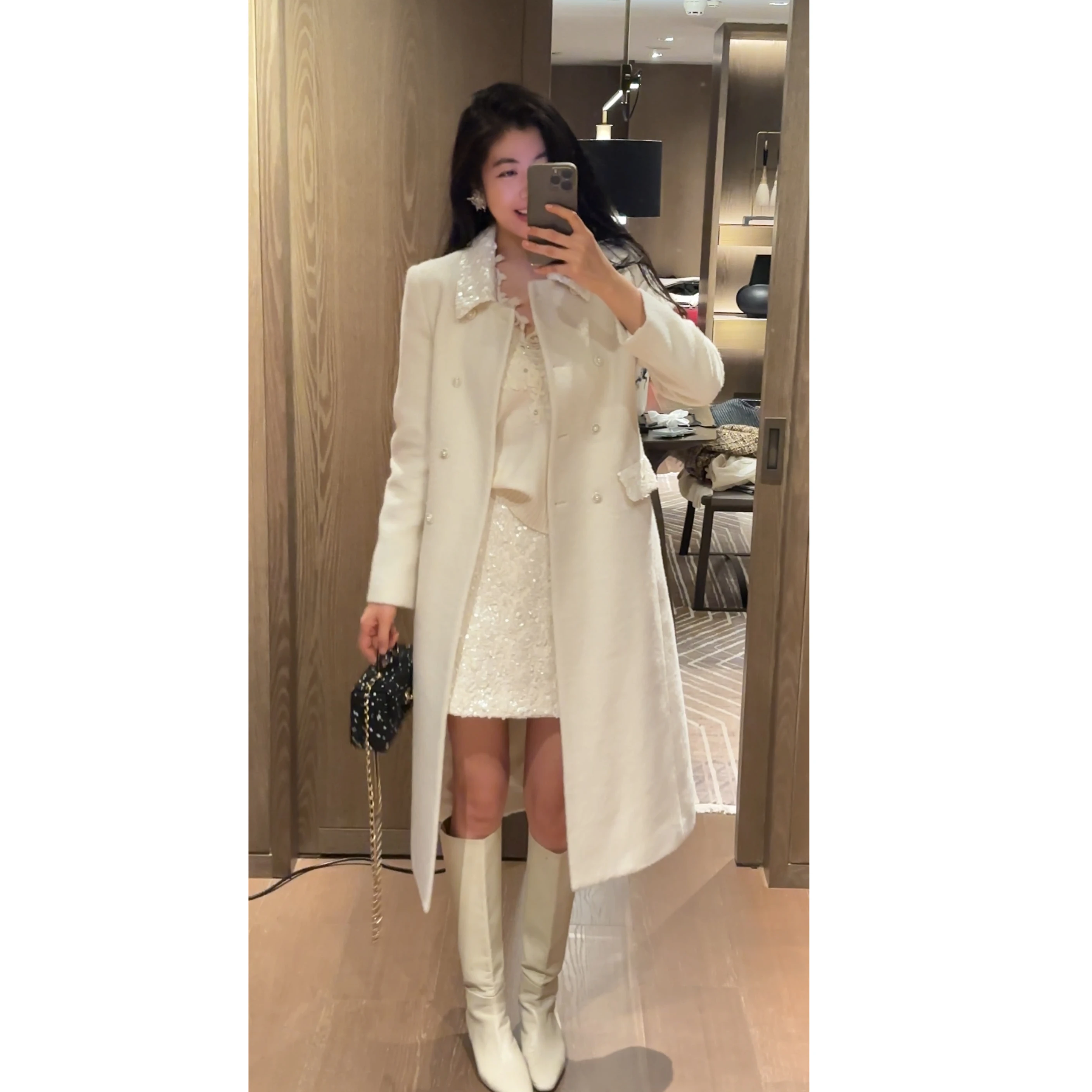 Romantic NCOU Nicole Winter New Sle Long Double Row Button Embroidered Beads Coat Ele Miss Rich Aosphere Sense Outerwear
Romantic NCOU Nicole Winter New Sle Long Double Row Button Embroidered Beads Coat Ele Miss Rich Aosphere Sense Outerwear