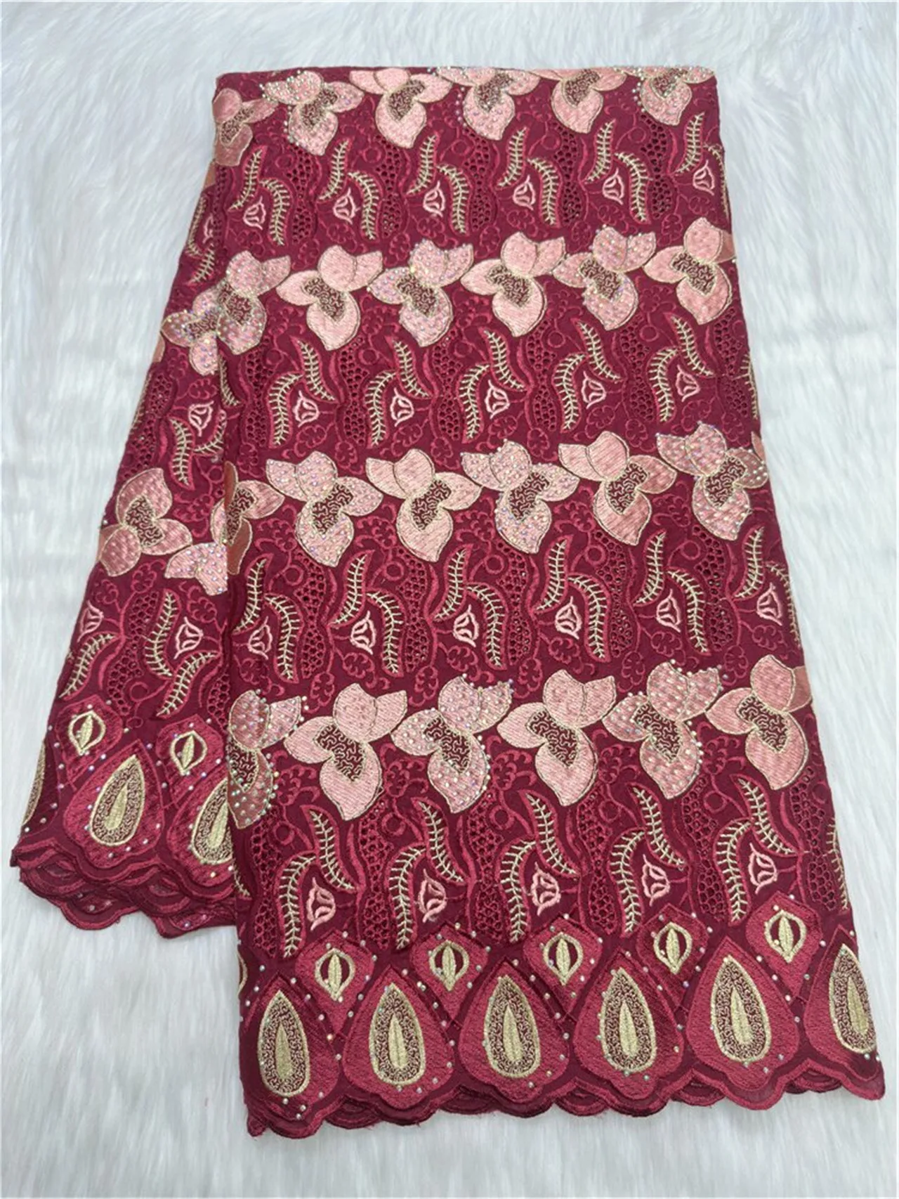 Fashion African 100% Cotton Lace Fabric 5 Yards High Quality Swiss Voile Lace In Switzerland For Dress With Stones 23A155 
Fashion African 100% Cotton Lace Fabric 5 Yards High Quality Swiss Voile Lace In Switzerland For Dress With Stones 23A155