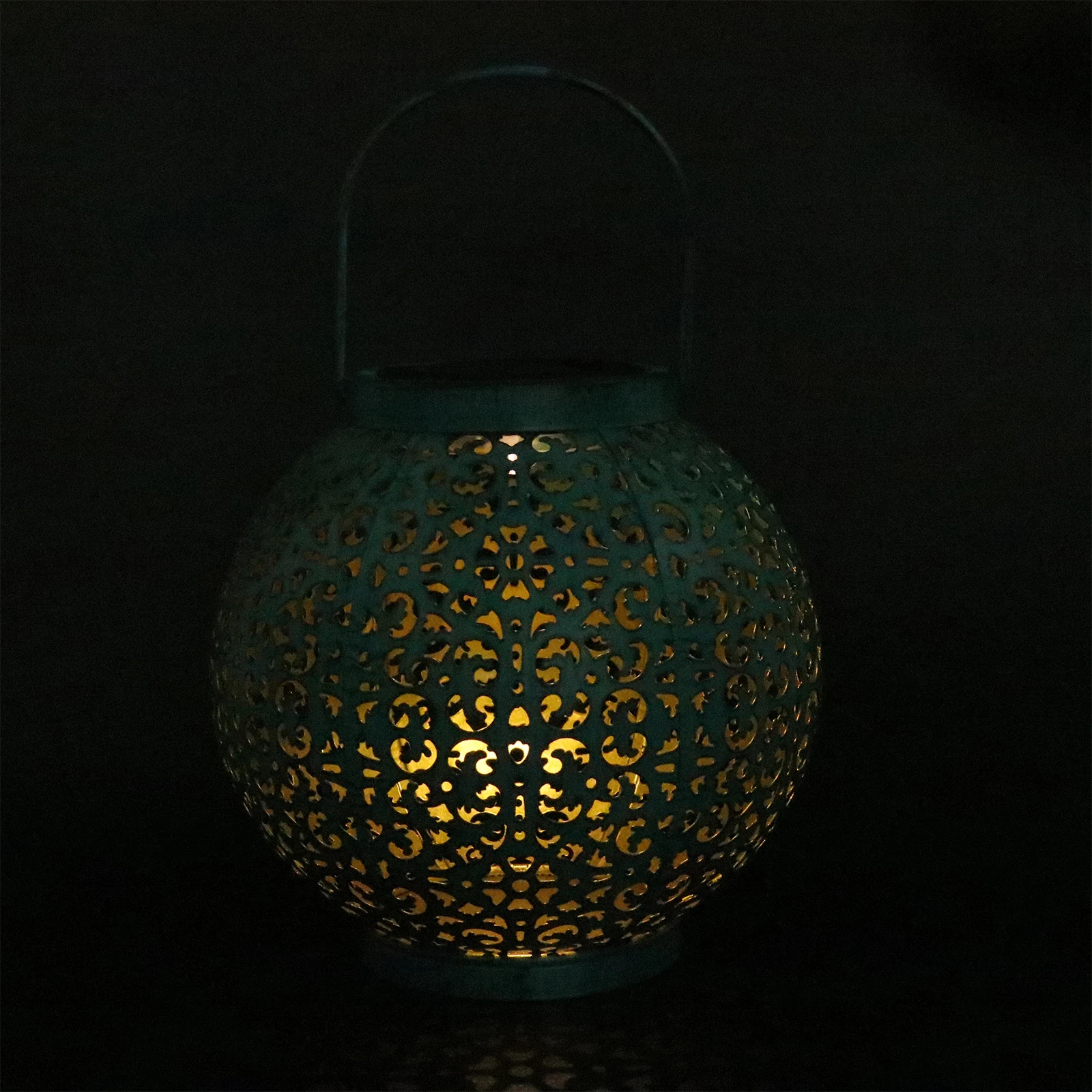 Solar Hanging Lamp Durable Eco friendly Special Design Home Garden Outdoor Yard Bar Mall Solar Energy No Wiring Ideal Decor
Solar Hanging Lamp Durable Eco friendly Special Design Home Garden Outdoor Yard Bar Mall Solar Energy No Wiring Ideal Decor