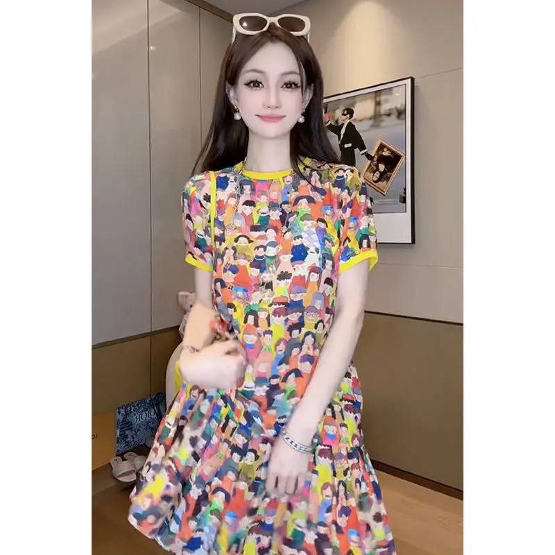 Fashion O-Neck Spliced Printed Cartoon Floral Dress Female Clothing 2025 Summer New Loose Young Style Short Sleeve Dresses
Fashion O-Neck Spliced Printed Cartoon Floral Dress Female Clothing 2025 Summer New Loose Young Style Short Sleeve Dresses