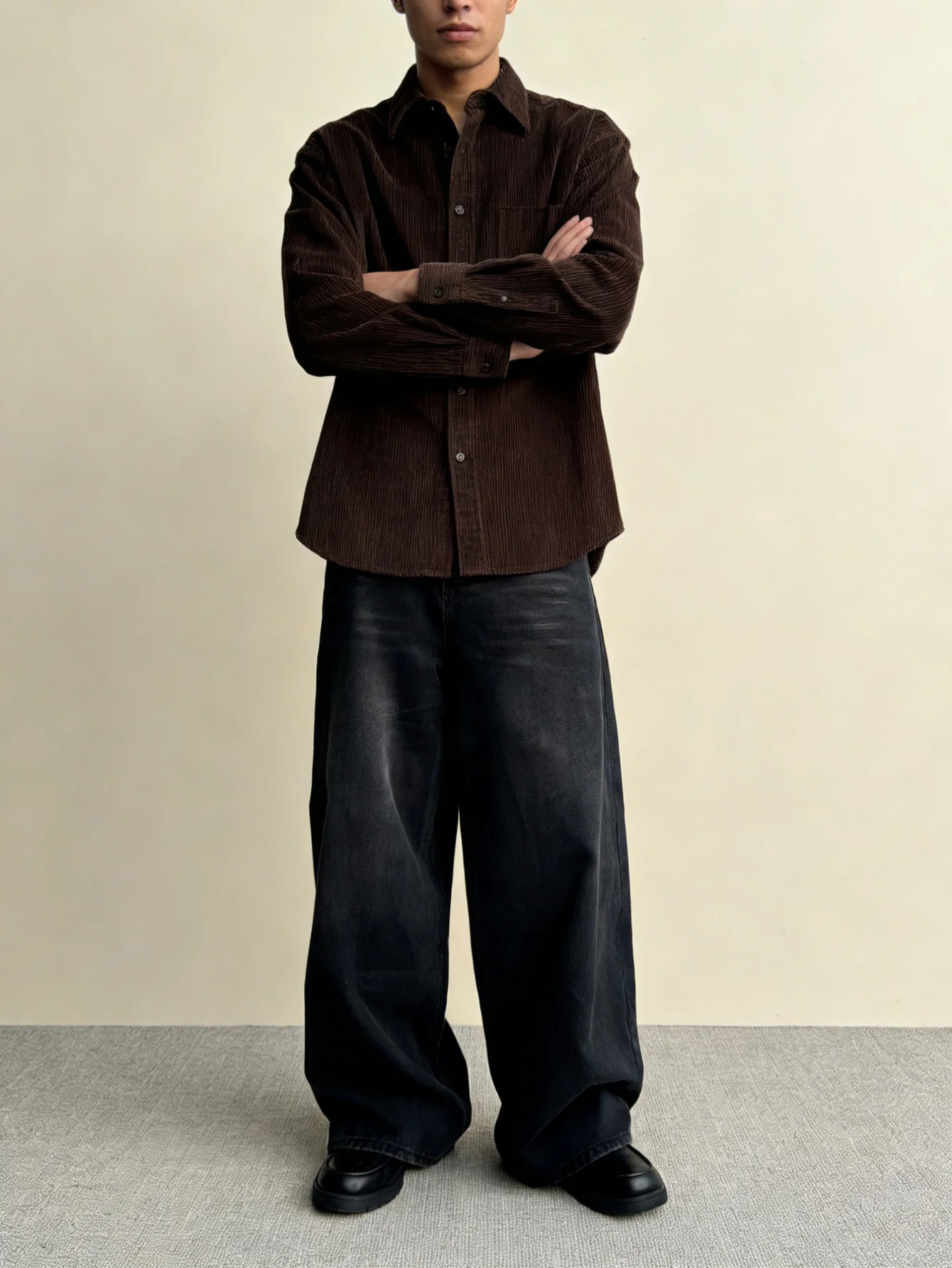 Stylish Black Men's Baggy Jeans Pant For Man Original Y2K Drip Fashion Denim No accessories or belts included
Stylish Black Men's Baggy Jeans Pant For Man Original Y2K Drip Fashion Denim No accessories or belts included