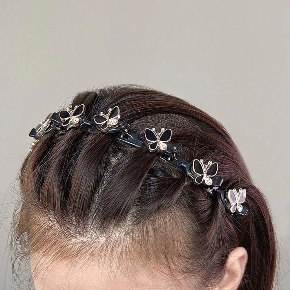 Elegant Hair Bands with Clips Sweet French Style Women Butterfly Hair Hoop Shiny Plastic Rhinestone Bangs Clip Headband Party
Elegant Hair Bands with Clips Sweet French Style Women Butterfly Hair Hoop Shiny Plastic Rhinestone Bangs Clip Headband Party