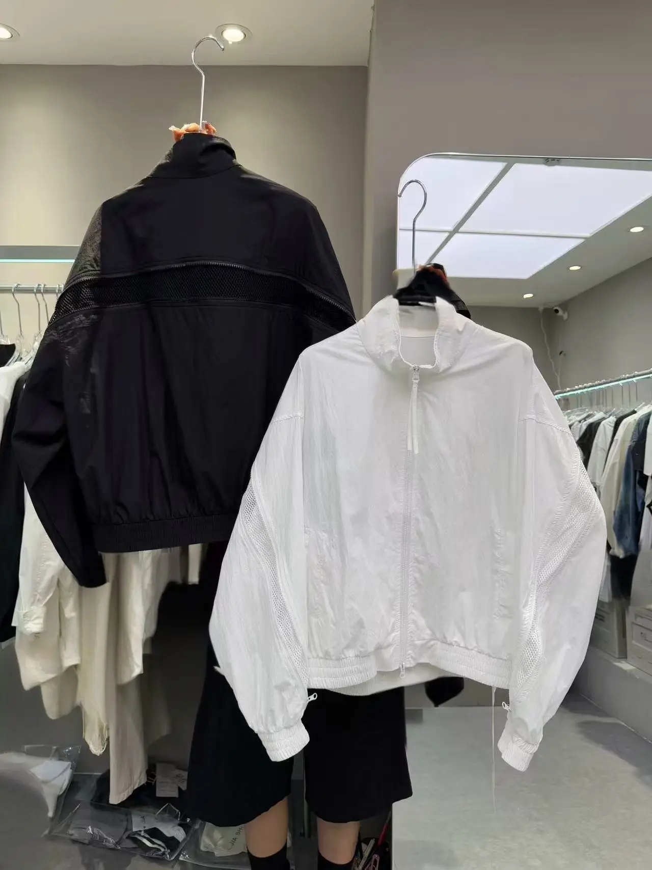 Spring Summer 2026 Loose Casual Versatile Stand Collar Jacket Women's Short Top Trendy Commute Style Cotton Nylon Blend
Spring Summer 2026 Loose Casual Versatile Stand Collar Jacket Women's Short Top Trendy Commute Style Cotton Nylon Blend