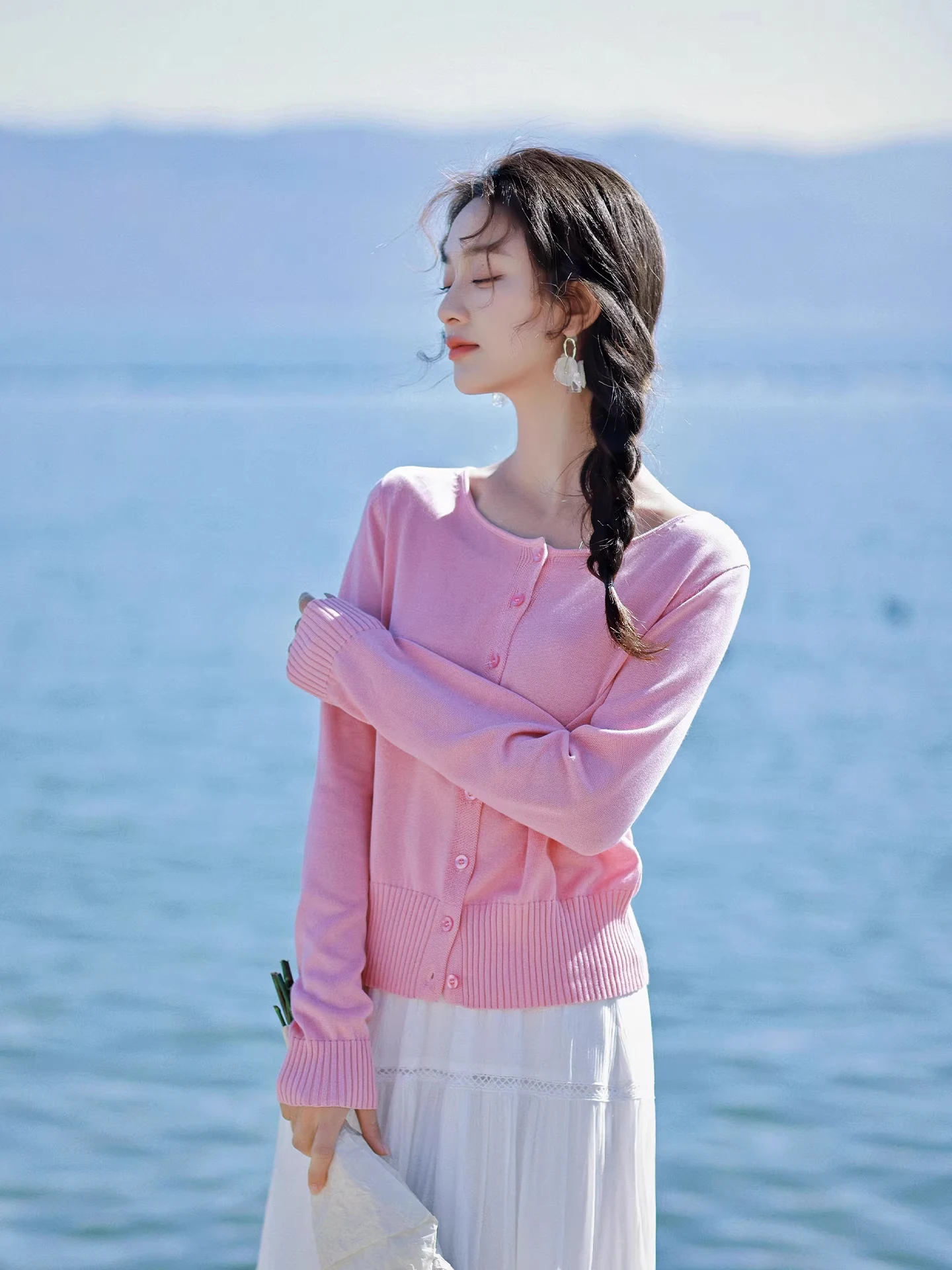 Pink Knitted Sweater Women's Open Cardigan Casual Top Soft Straight Cut Long Sve V-Ne Button up Spring New Arrival
Pink Knitted Sweater Women's Open Cardigan Casual Top Soft Straight Cut Long Sve V-Ne Button up Spring New Arrival