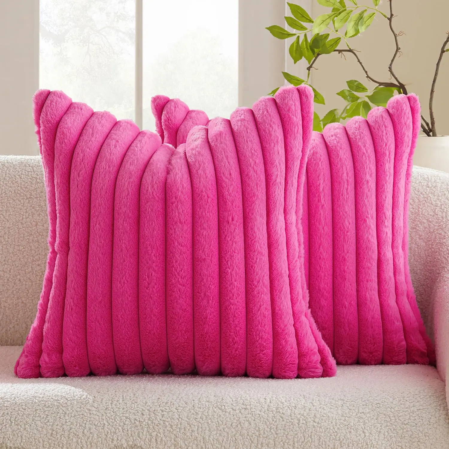 Spring Home Decor: 45x45CM Rose Pink Faux Fur Pillow Covers with Velvet Back - Soft Fluffy Accent for Sofa Bed Couch Living Room
Spring Home Decor: 45x45CM Rose Pink Faux Fur Pillow Covers with Velvet Back - Soft Fluffy Accent for Sofa Bed Couch Living Room