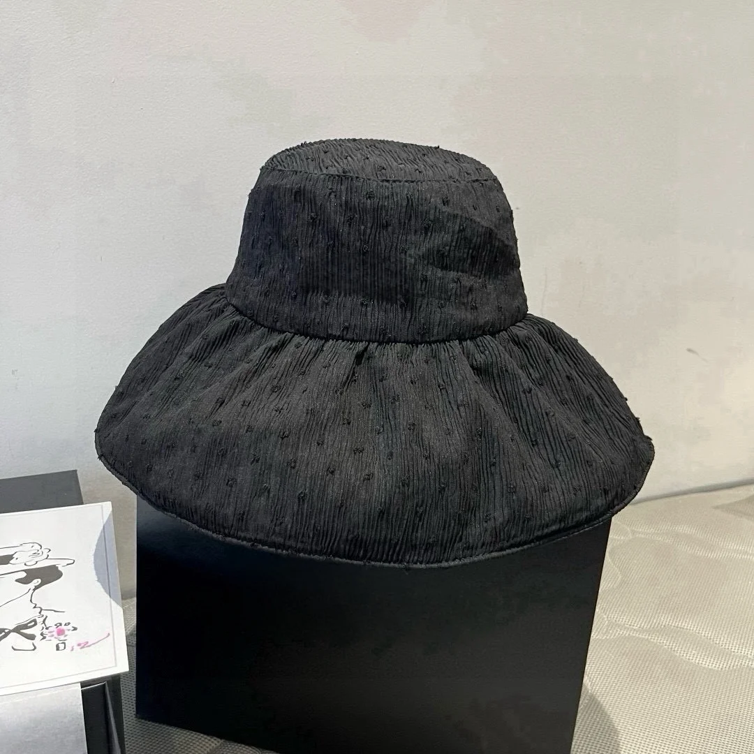 High Quality Wide - Brim Bucket Hat Sophisticated Sun Hat Couples Memorable Festival Gift Trendy Similar Headwear Designer Hat
High Quality Wide - Brim Bucket Hat Sophisticated Sun Hat Couples Memorable Festival Gift Trendy Similar Headwear Designer Hat