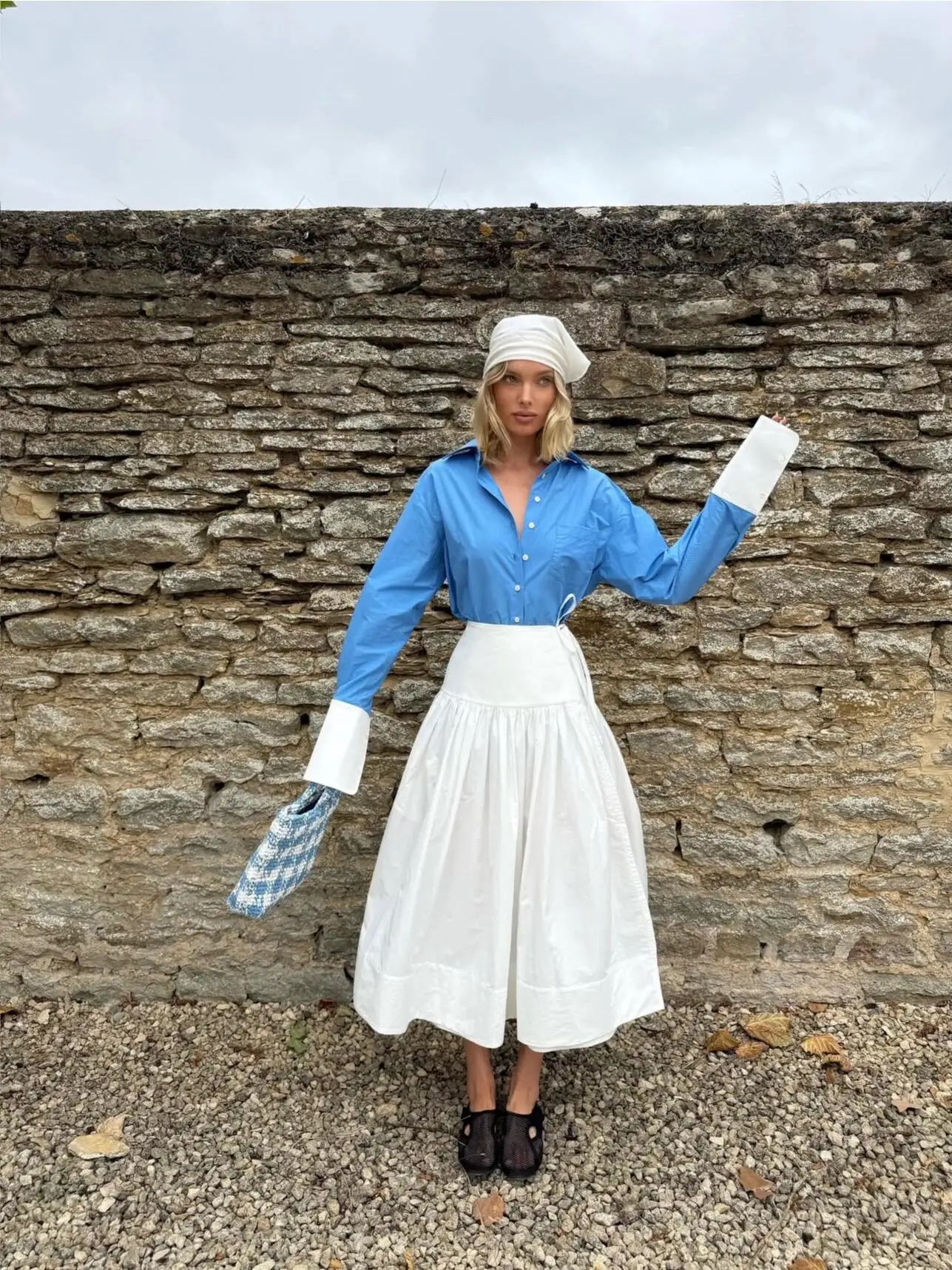 Women Loose Set Turn-down Collar Single Breasted Long Sleeve Blue Shirt + High Waist A-Line Midi Skirt Casual Suits
Women Loose Set Turn-down Collar Single Breasted Long Sleeve Blue Shirt + High Waist A-Line Midi Skirt Casual Suits