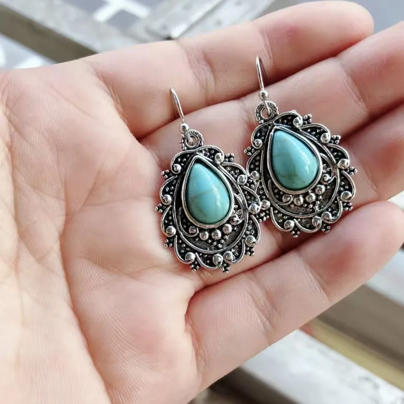 Trendy Boho Turquoise Dangle Earrings for Women Retro Ethnic Court Teardrop Pendant Earring Beach Party Jewelry Elegance Gift
Trendy Boho Turquoise Dangle Earrings for Women Retro Ethnic Court Teardrop Pendant Earring Beach Party Jewelry Elegance Gift