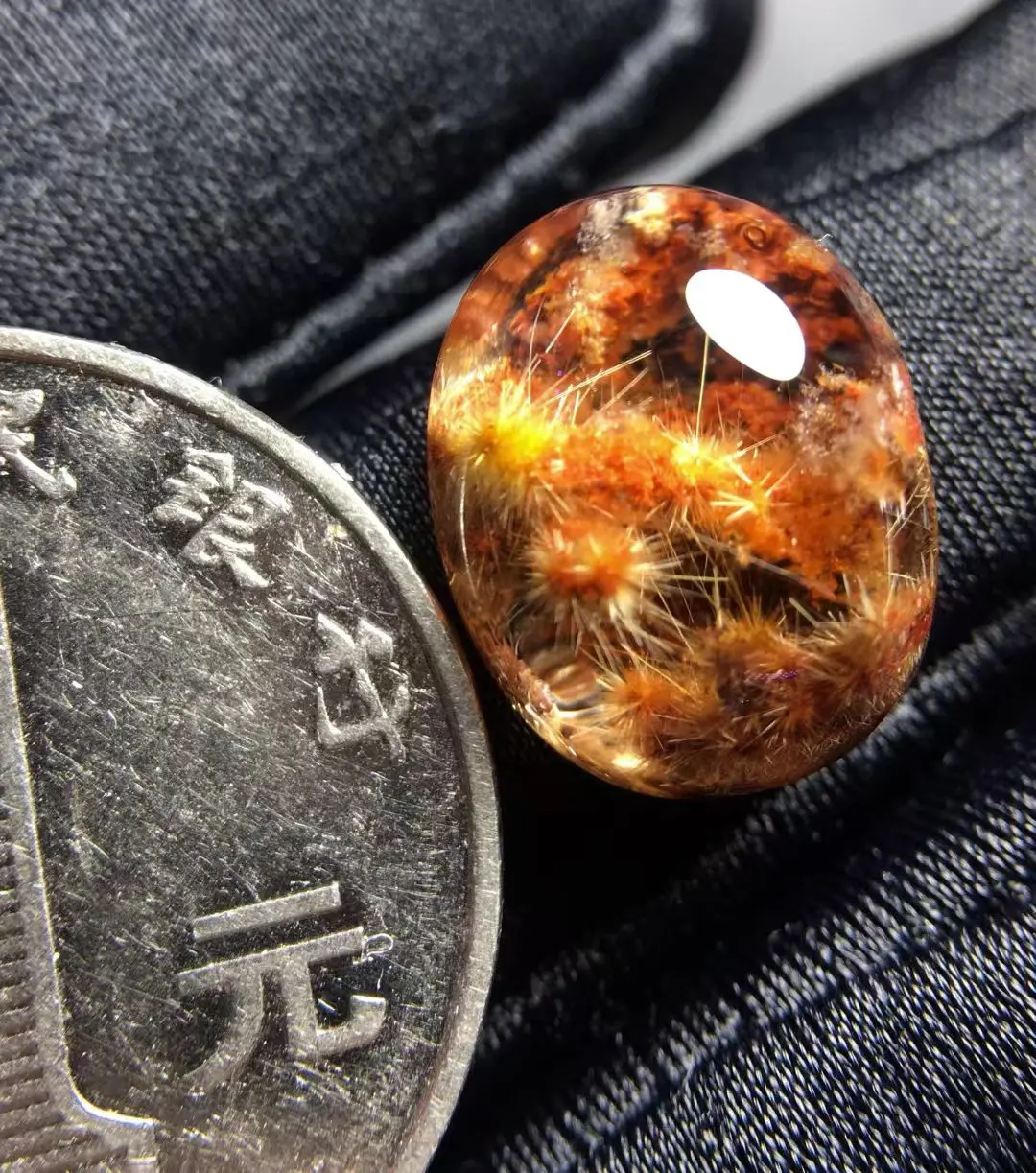 Natural Gold Rutilated Quartz Pendant Jewelry 14.8*12*8.2mm Barrel Men Women Brazil AAAAAAA
Natural Gold Rutilated Quartz Pendant Jewelry 14.8*12*8.2mm Barrel Men Women Brazil AAAAAAA