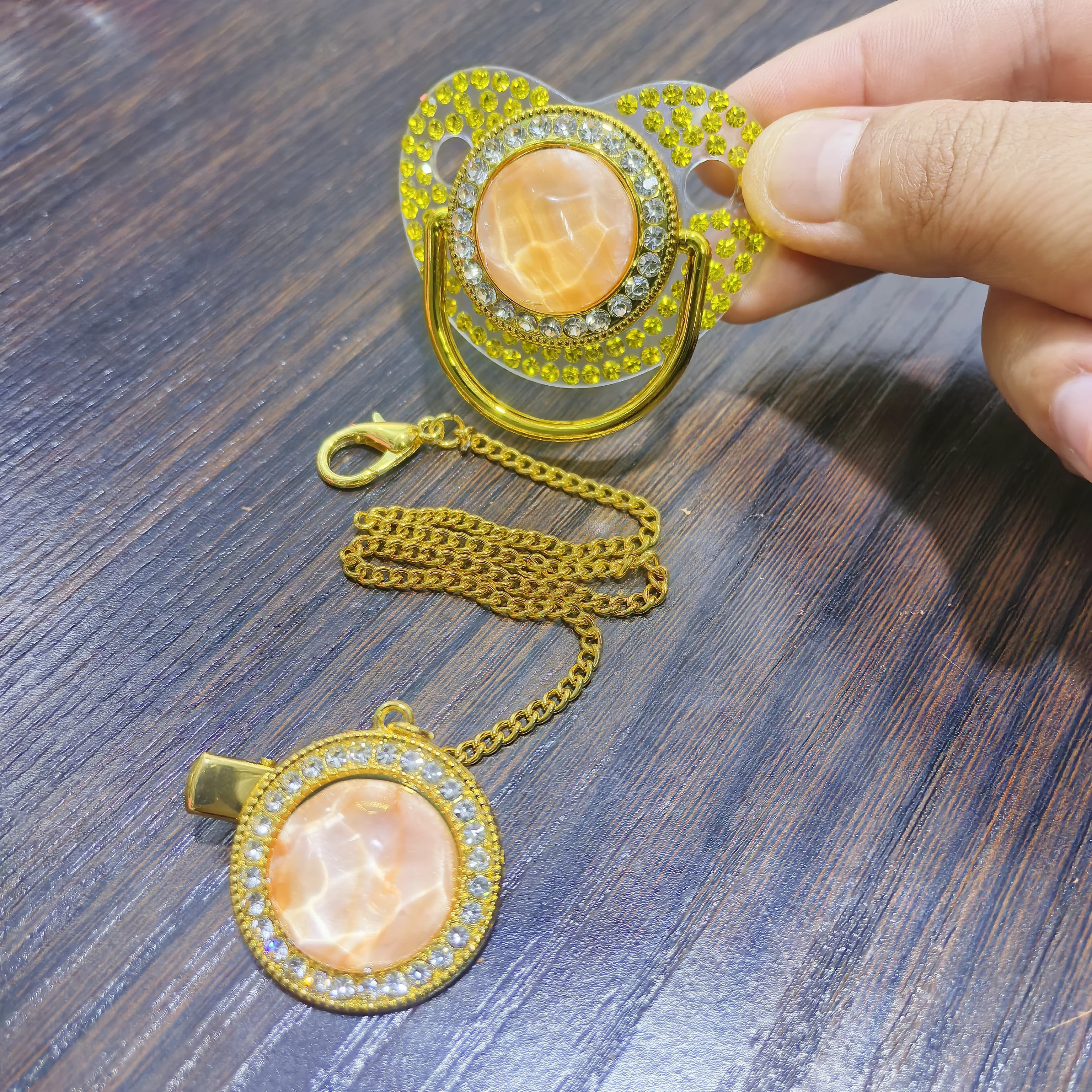 Luxury Rhinestone Pacifier & Necklace Set - Gold Plated Opal Soother for Baby Shower Gift, Bling Dummy Chain for Mommy
Luxury Rhinestone Pacifier & Necklace Set - Gold Plated Opal Soother for Baby Shower Gift, Bling Dummy Chain for Mommy