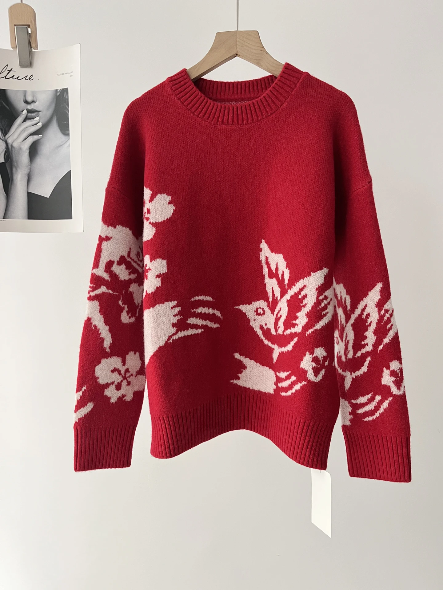 Crew neck inlaid thick shoulder festive knitted sweater women's autumn and winter new year red sweater top 51c
Crew neck inlaid thick shoulder festive knitted sweater women's autumn and winter new year red sweater top 51c