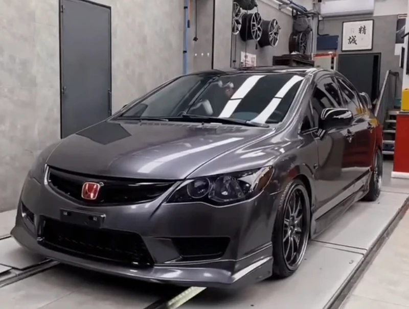 High Quality Glossy Liquid Metallic Grey Vinyl Wrap Film Car Wrapping Foil Roll Air Release Channel
High Quality Glossy Liquid Metallic Grey Vinyl Wrap Film Car Wrapping Foil Roll Air Release Channel