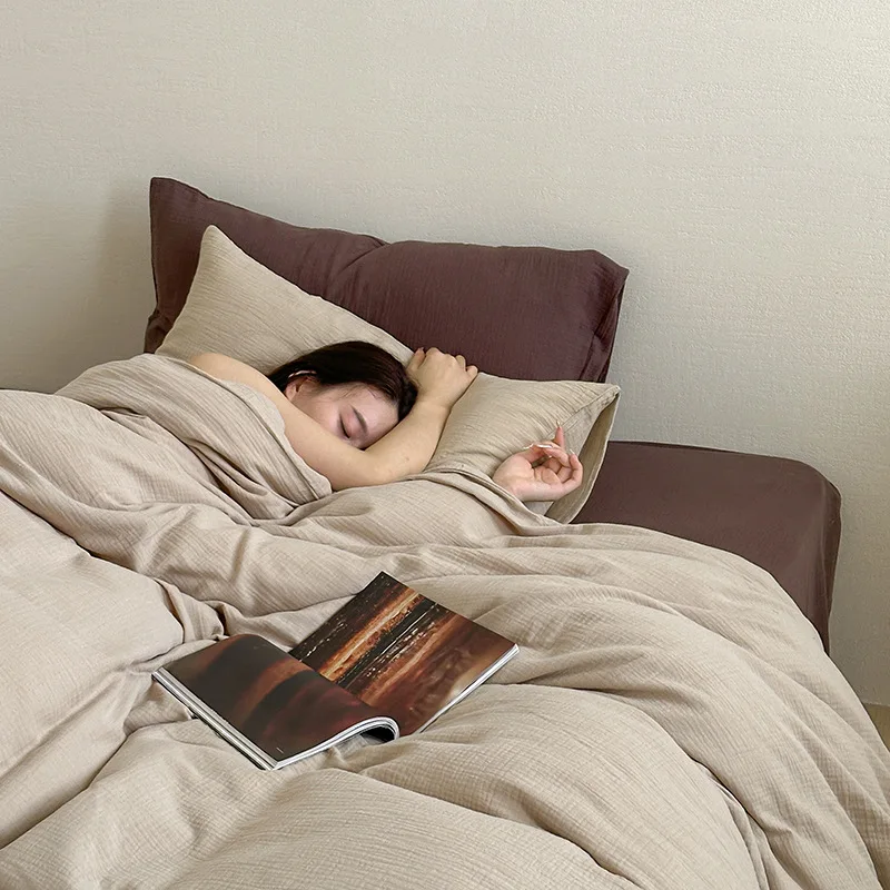 Minimalist style 60 cotton pleated double-layer yarn four-piece set of pure simple solid color mattress bedding
Minimalist style 60 cotton pleated double-layer yarn four-piece set of pure simple solid color mattress bedding