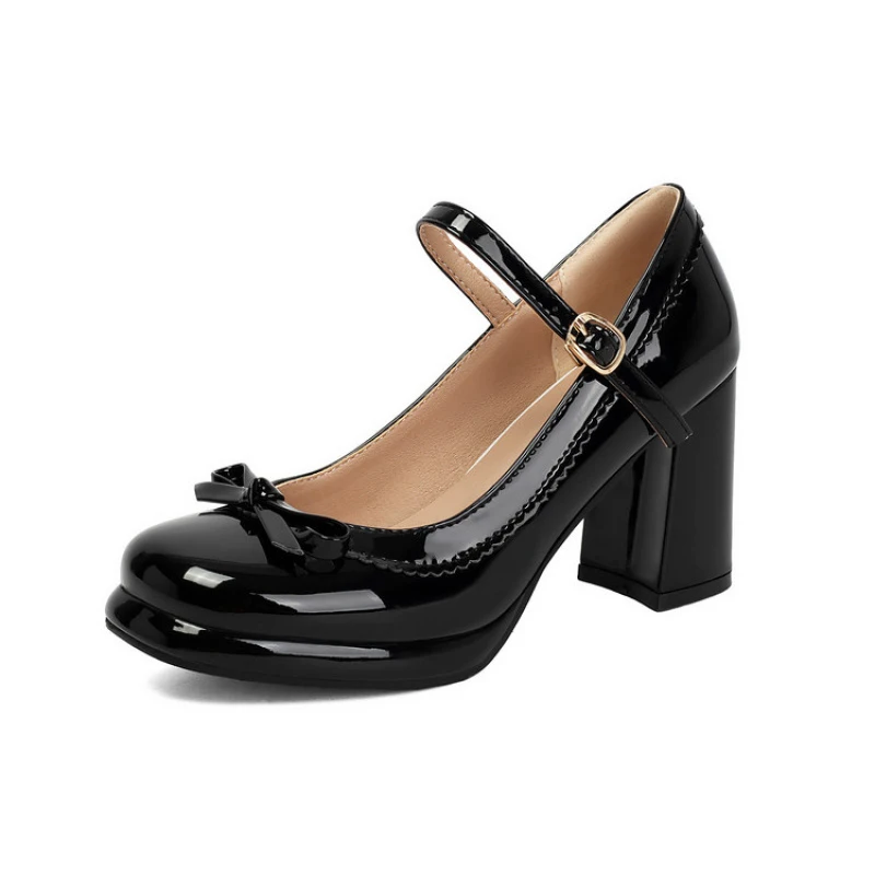 Oversized shoes High heels for ladies women's pumps and heels Square toes Fashion trend simple and elegant Banquets
Oversized shoes High heels for ladies women's pumps and heels Square toes Fashion trend simple and elegant Banquets