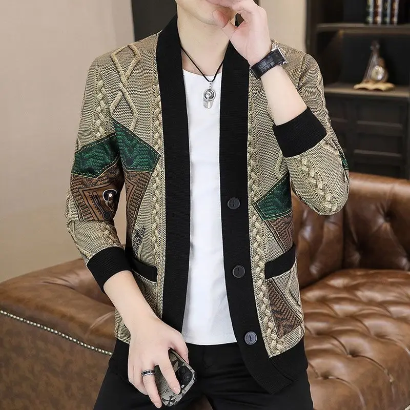 Trendy Printed Cardigan Jacket for Men Fashionable Casual Handsome Top Quality Men's Clothing
Trendy Printed Cardigan Jacket for Men Fashionable Casual Handsome Top Quality Men's Clothing