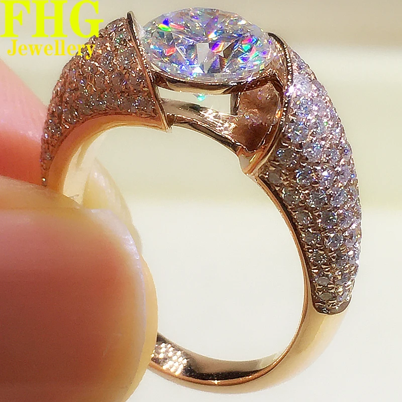 Solid 18K Au750 Rose Gold Men Ring DVVS Moissanite Diamonds 2Carat Round Wedding Party Engagement Anniversary Ring
Solid 18K Au750 Rose Gold Men Ring DVVS Moissanite Diamonds 2Carat Round Wedding Party Engagement Anniversary Ring