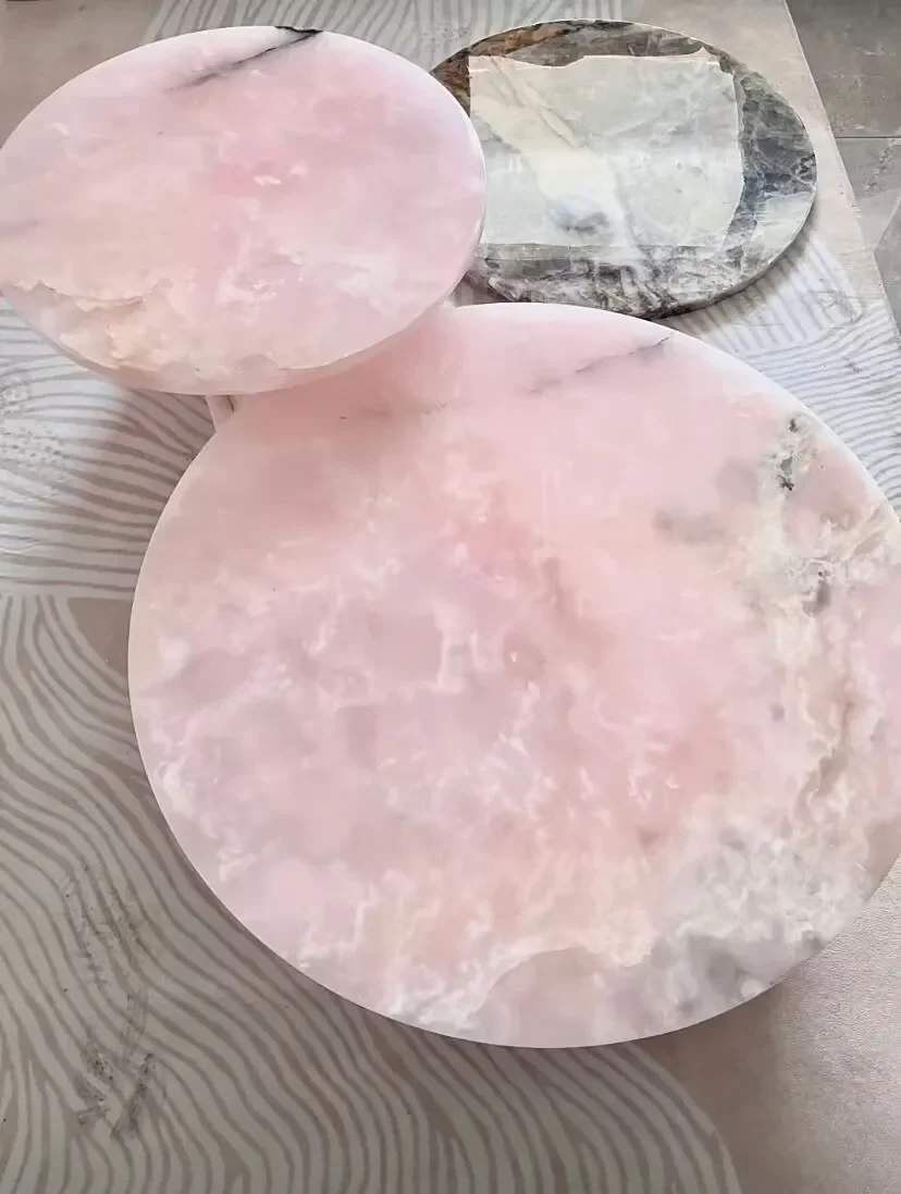 Лидер продаж, светлый роскошный журнальный столик из натурального мрамора, дизайн виллы, дома, порошковый столик с нефритовым краем
Лидер продаж, светлый роскошный журнальный столик из натурального мрамора, дизайн виллы, дома, порошковый столик с нефритовым краем