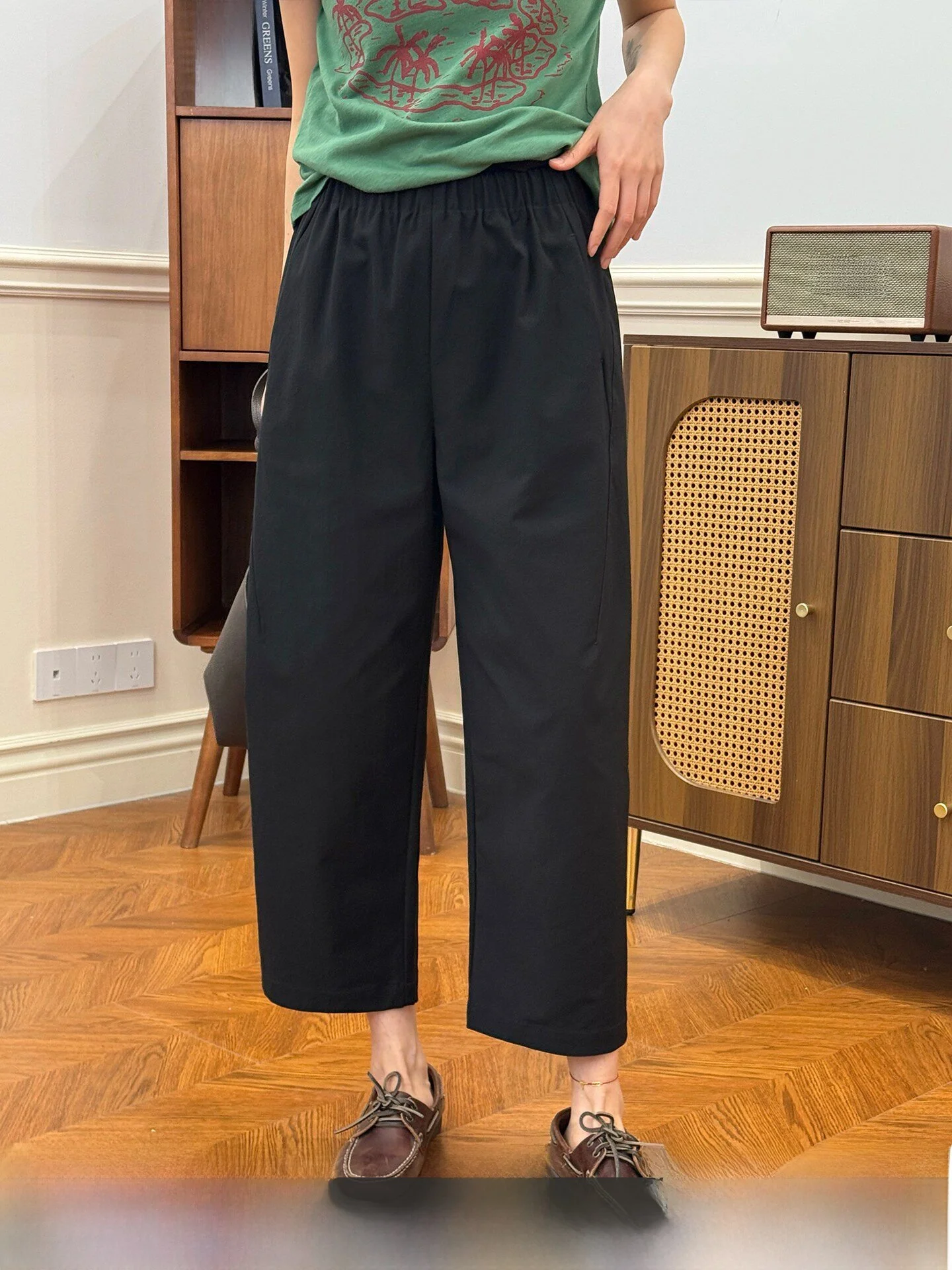 Comfortable Loose Straight Leg Casual Pants Women's Elastic Waist Summer New Style Multi-Color Simple Design Casual Trousers
Comfortable Loose Straight Leg Casual Pants Women's Elastic Waist Summer New Style Multi-Color Simple Design Casual Trousers