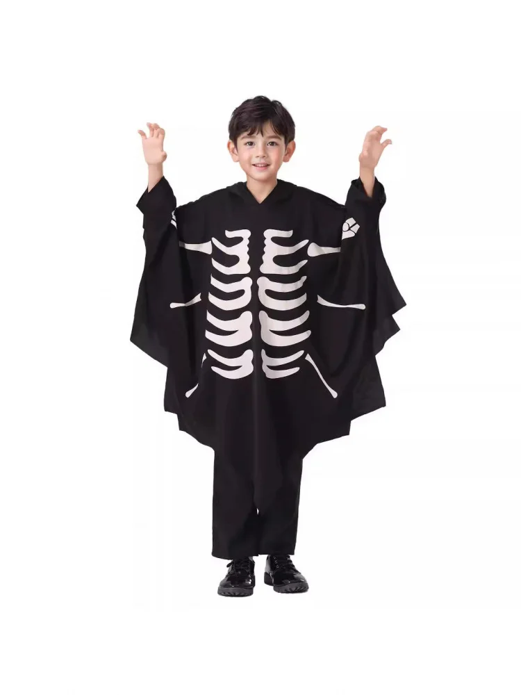New Halloween Children's Glowing Ghost Bat Robe Cape Cosplay Costume Polyester Material Night Light Ghost Theme Fashionable
New Halloween Children's Glowing Ghost Bat Robe Cape Cosplay Costume Polyester Material Night Light Ghost Theme Fashionable