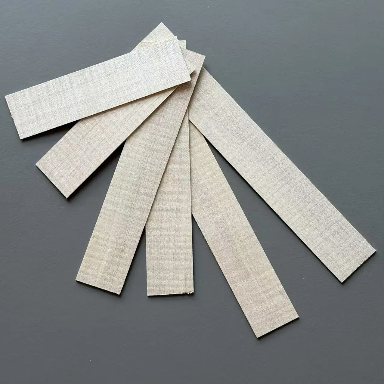 Set of ten pieces Violin making material, maple tiger grain side panels, violin side panels
Set of ten pieces Violin making material, maple tiger grain side panels, violin side panels