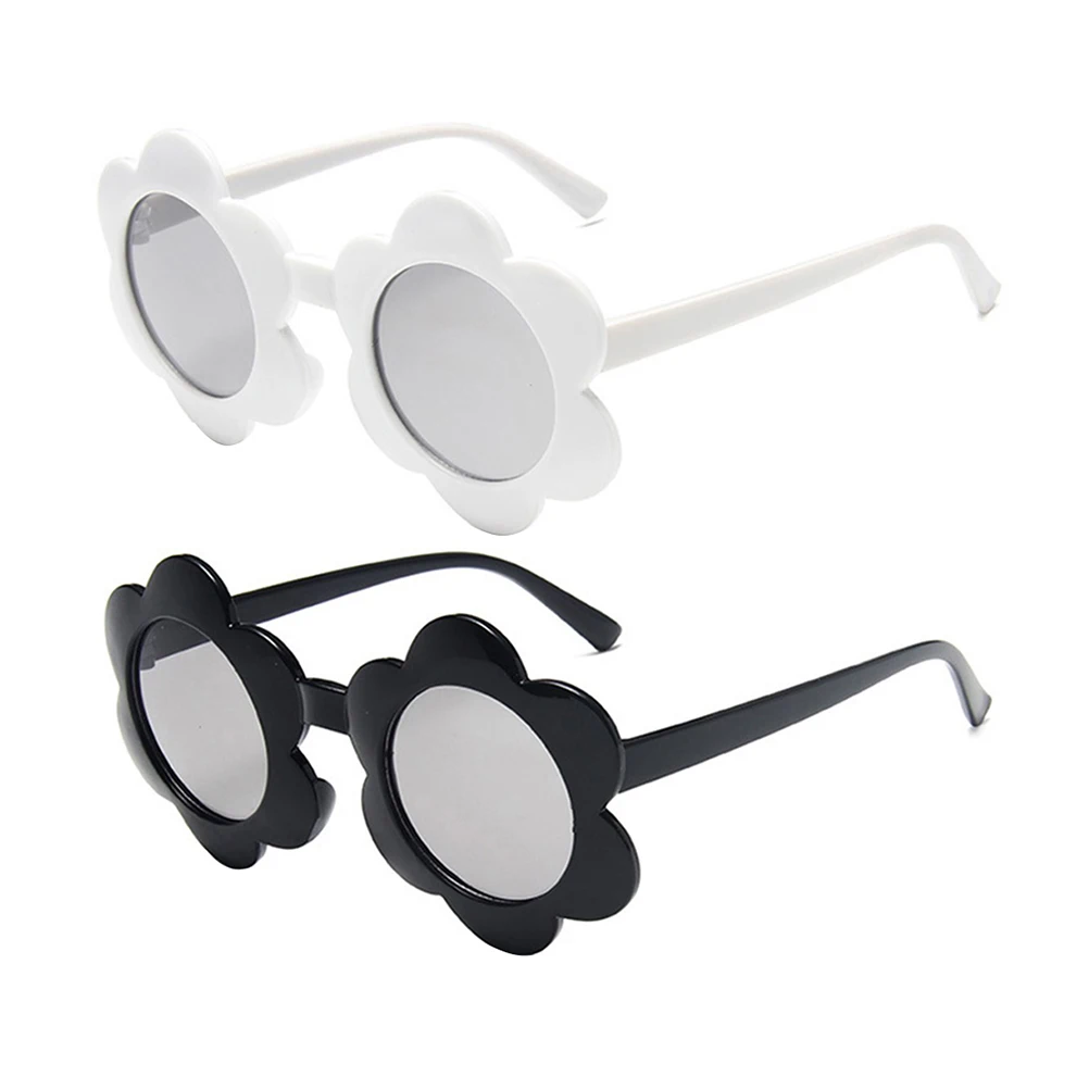 2PCS Kids Durable PC Sunflower Design Kids Sun Eyeglasses Reinforced Hinge Child Outdoor Travel Eyewear Glasses
2PCS Kids Durable PC Sunflower Design Kids Sun Eyeglasses Reinforced Hinge Child Outdoor Travel Eyewear Glasses