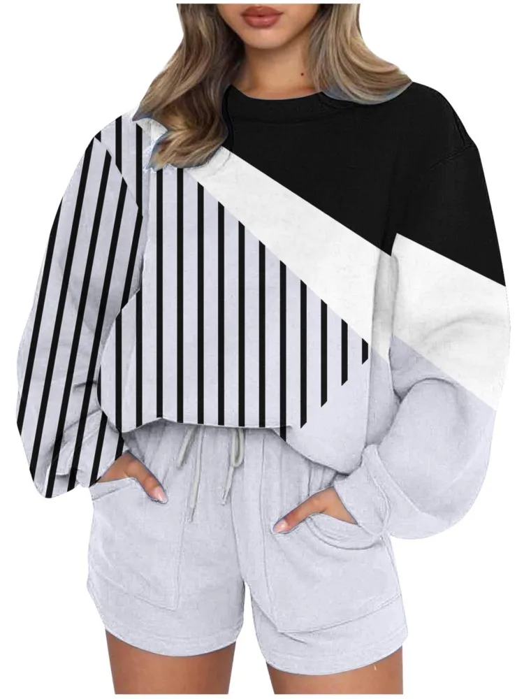 Casual Loose Two Piece Set Women Autumn Winter Print Striped O-neck Streetwear Short Pant Holiday Sets Fashion Female New Suit
Casual Loose Two Piece Set Women Autumn Winter Print Striped O-neck Streetwear Short Pant Holiday Sets Fashion Female New Suit