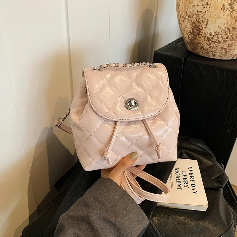 2025 Summer Trend Stylish Quilted Ladies Backpack | Simple Elegant High-End Design | Convertible Backpack To Shoulder Bag
2025 Summer Trend Stylish Quilted Ladies Backpack | Simple Elegant High-End Design | Convertible Backpack To Shoulder Bag