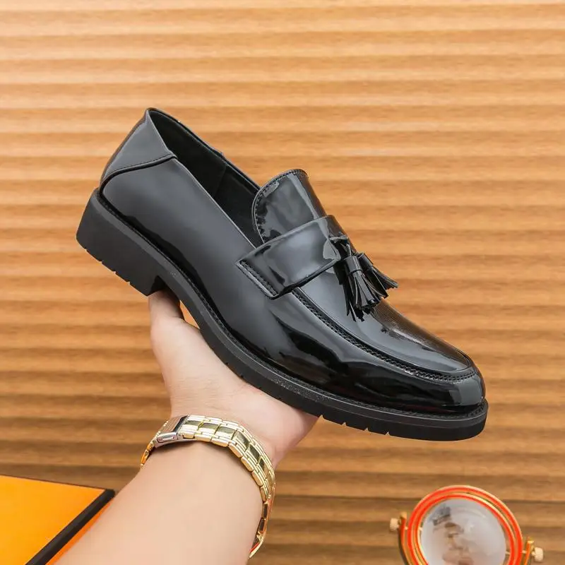 Dress men's Mokaxin New trendy autumn and winter leather Men's wedding retro casual
Dress men's Mokaxin New trendy autumn and winter leather Men's wedding retro casual