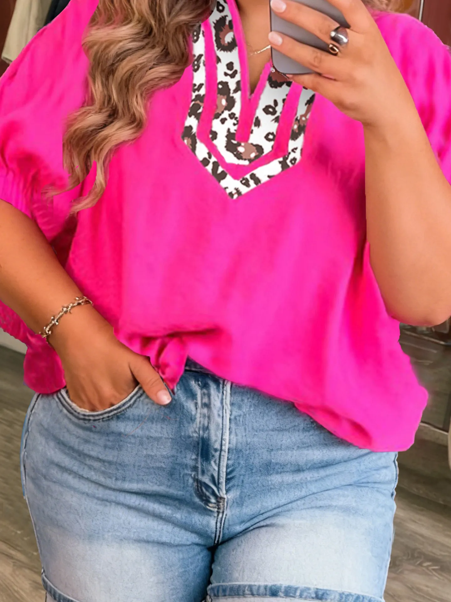 DearLover Fashionable Leopard Print V-Neck Loose Short Sleeve Shirt Women's Summer New Style Color Block Casual Shirt
DearLover Fashionable Leopard Print V-Neck Loose Short Sleeve Shirt Women's Summer New Style Color Block Casual Shirt