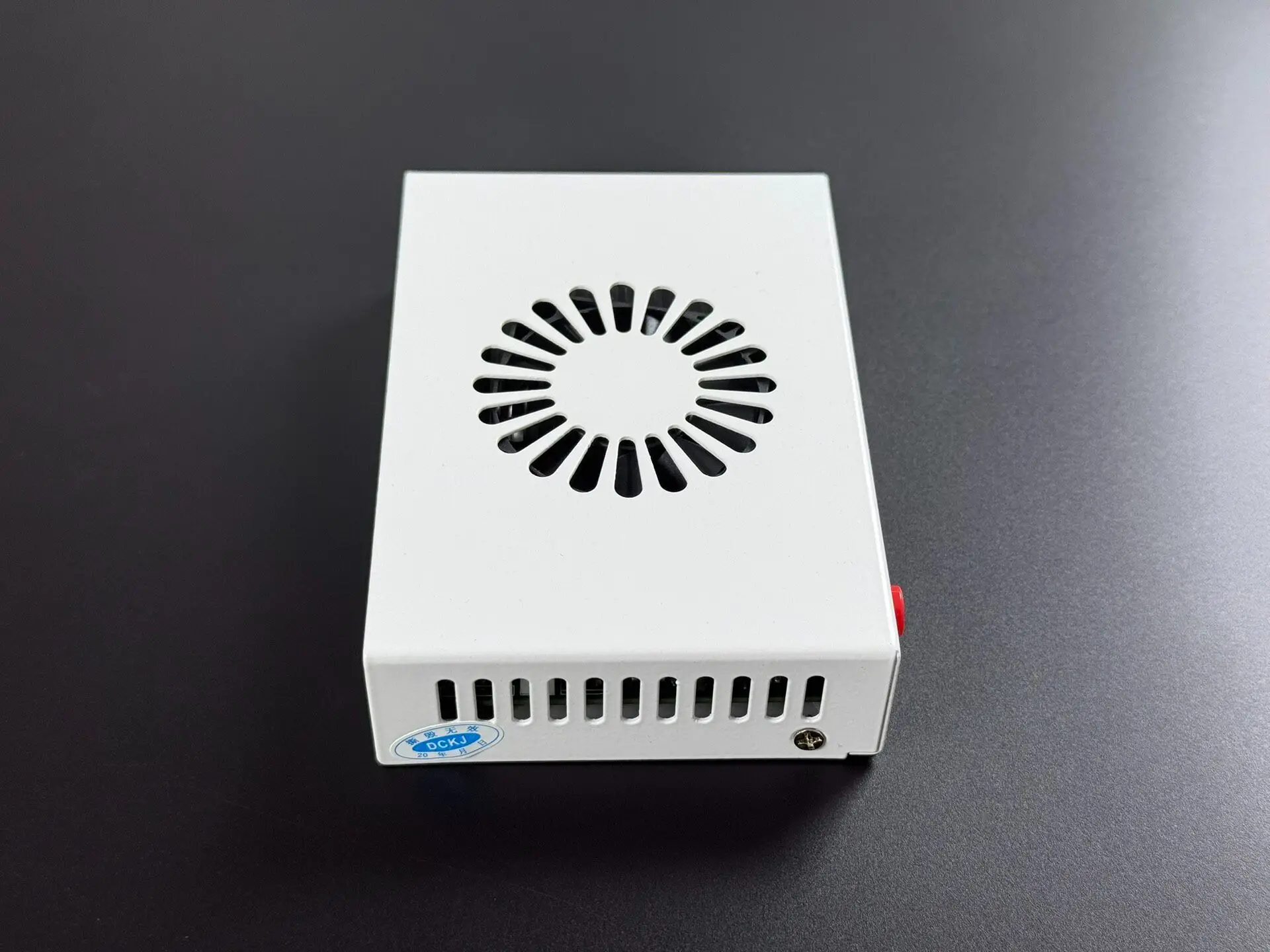 DMA 6th DC HDMI video fusion device+adaptive debugging free game converter
DMA 6th DC HDMI video fusion device+adaptive debugging free game converter