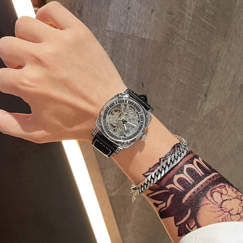 Watch for Man Tourbillon Automatic Watch Skeleton Mens Watches Top Brand Luxury Engraved Vintage Mechanical Reloj Hombre
Watch for Man Tourbillon Automatic Watch Skeleton Mens Watches Top Brand Luxury Engraved Vintage Mechanical Reloj Hombre