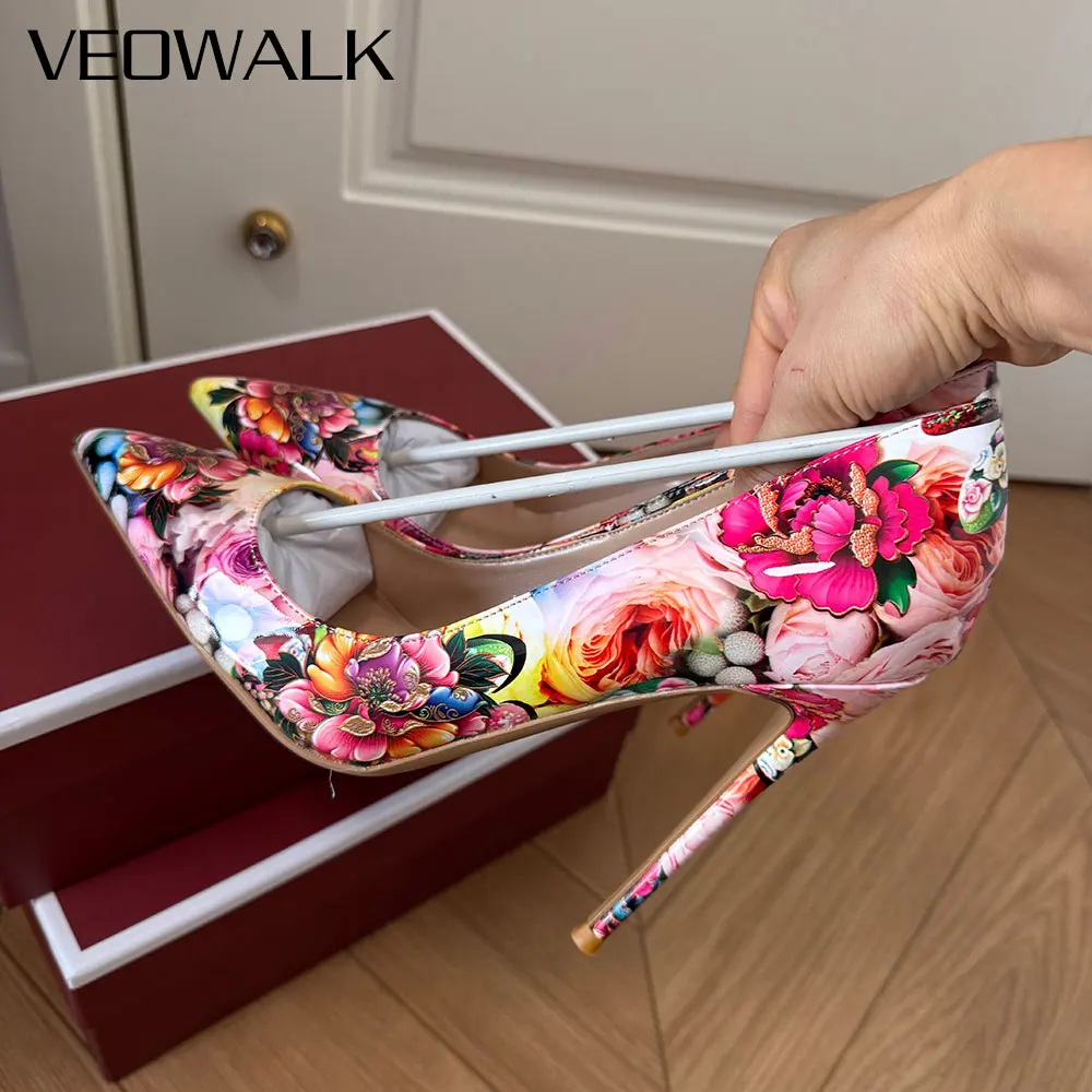 Сексуальные женские туфли-лодочки на шпильке с цветочным принтом и острым носком для вечеринок, удобные свадебные модельные туфли на тонком высоком каблуке
Сексуальные женские туфли-лодочки на шпильке с цветочным принтом и острым носком для вечеринок, удобные свадебные модельные туфли на тонком высоком каблуке