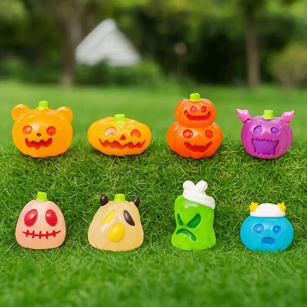 8pcs Luminous Halloween Figurines Resin Craft Micro Landscape Pumpkin Ghost Miniatures DIY Glow in Dark Little Statue
8pcs Luminous Halloween Figurines Resin Craft Micro Landscape Pumpkin Ghost Miniatures DIY Glow in Dark Little Statue