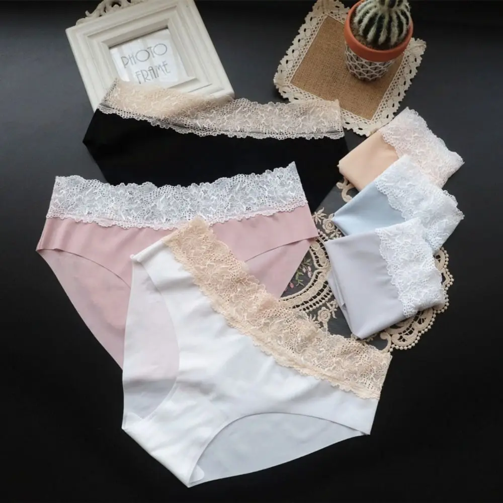 Ultra Thin Ice Silk Panties Patchwork Women's Underwear Seamless Briefs Low Waist Triangle Pants Lace Flower Underpants Female
Ultra Thin Ice Silk Panties Patchwork Women's Underwear Seamless Briefs Low Waist Triangle Pants Lace Flower Underpants Female