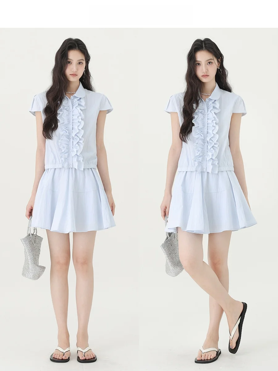 Комплект CHACHASTU: Уникальный дизайн, воротник-стойка, приталенная рубашка с коротким рукавом и юбка А-силуэта. Повседневный стиль для женщин.
Комплект CHACHASTU: Уникальный дизайн, воротник-стойка, приталенная рубашка с коротким рукавом и юбка А-силуэта. Повседневный стиль для женщин.