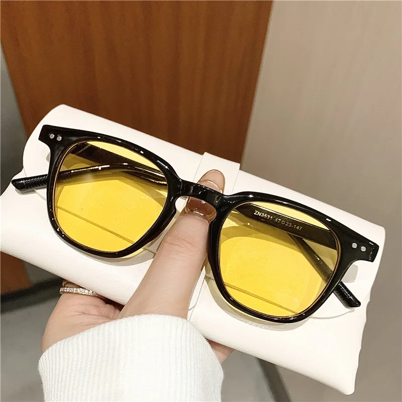 Luxury Brand Small Round Sunglasses Personalized Vintage Women Men Square Sunglasses Trendy Driving UV Protection Eyeglasses
Luxury Brand Small Round Sunglasses Personalized Vintage Women Men Square Sunglasses Trendy Driving UV Protection Eyeglasses