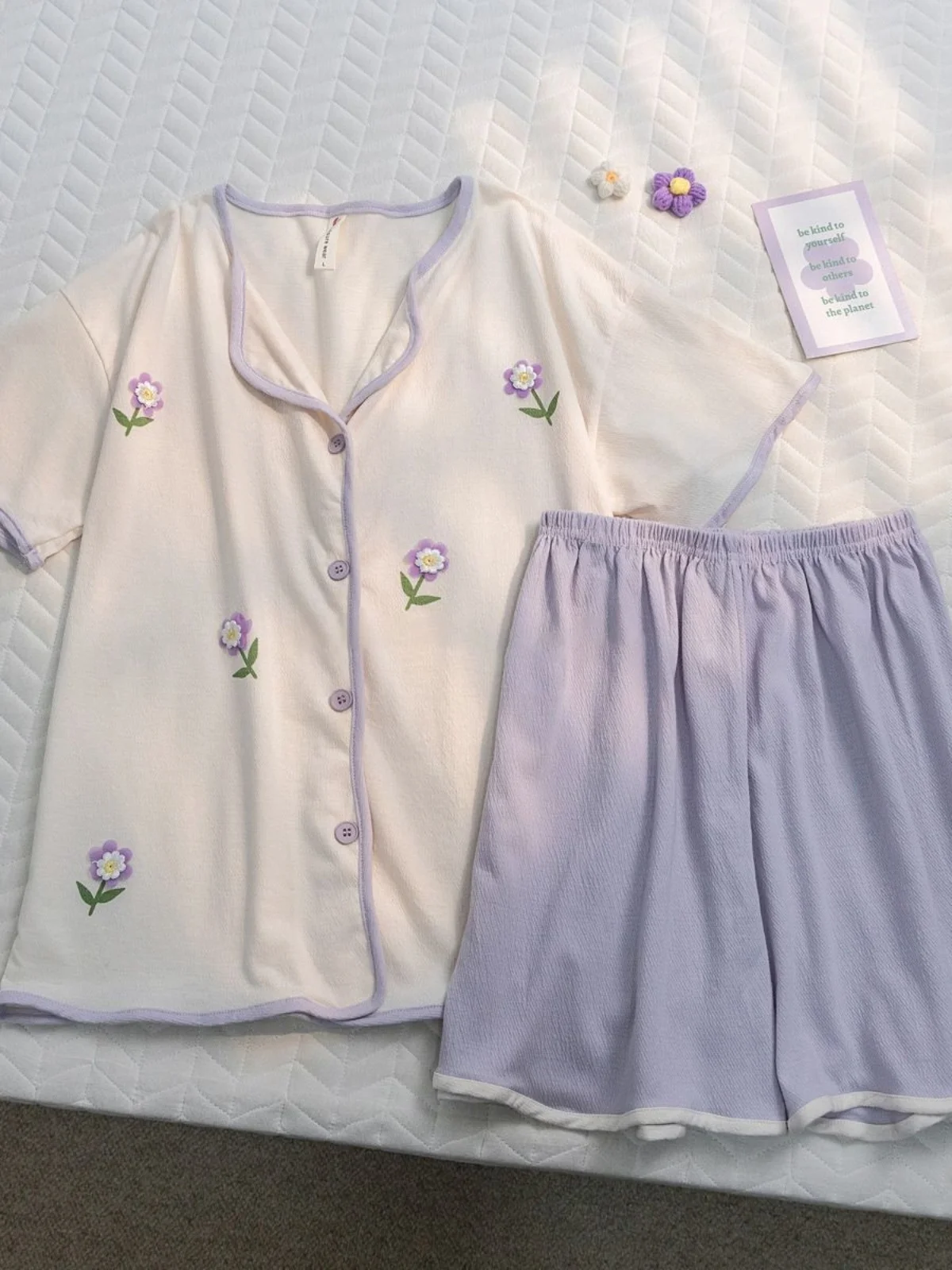 plus Size Women's Short Sleeve Home Clothes Set Thin Model Summer Outdoor Sleepwear Two-Piece Set High Waist Loose Fit Korean...
plus Size Women's Short Sleeve Home Clothes Set Thin Model Summer Outdoor Sleepwear Two-Piece Set High Waist Loose Fit Korean...