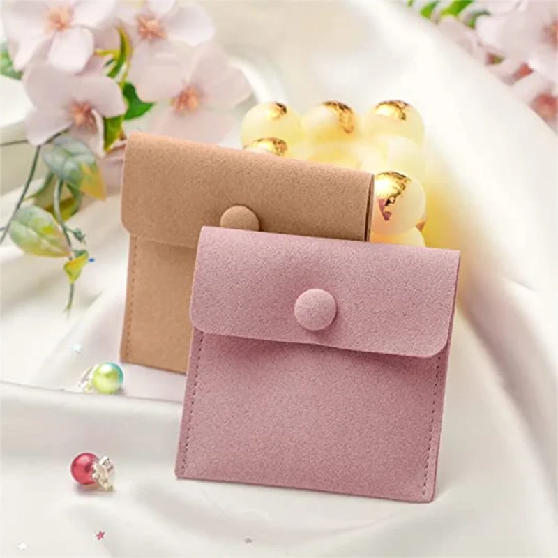 40/80pcs Microfiber Jewelry Pouch 8x8cm, Jewelry Packaging Bag Luxury Small Jewelry Gift Bags Package Snap Button with Divider
40/80pcs Microfiber Jewelry Pouch 8x8cm, Jewelry Packaging Bag Luxury Small Jewelry Gift Bags Package Snap Button with Divider